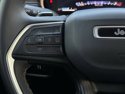 2023 Jeep Grand Cherokee Laredo X