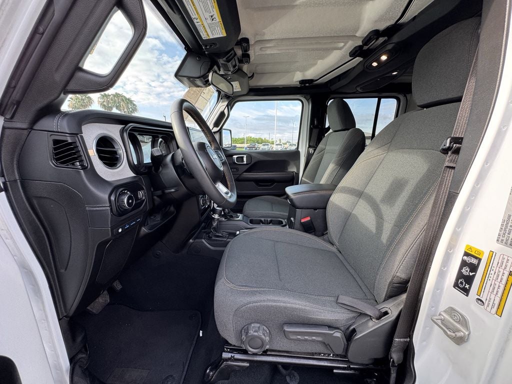 2024 Jeep Wrangler Sahara 4xe