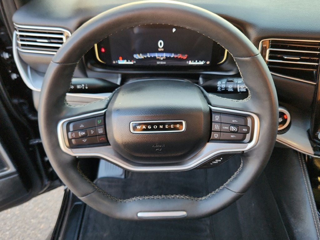 2025 Jeep Wagoneer Base