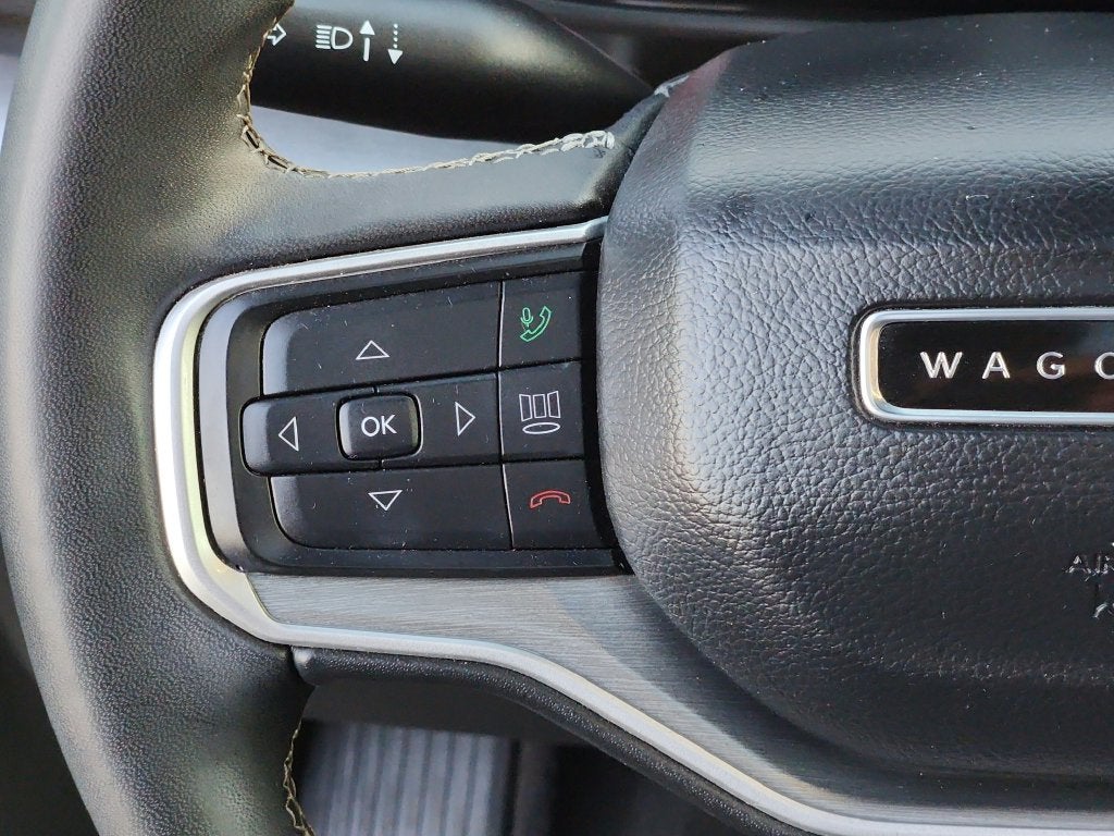 2025 Jeep Wagoneer Base
