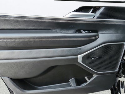 2025 Jeep Wagoneer Base