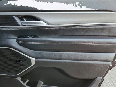 2025 Jeep Wagoneer Base