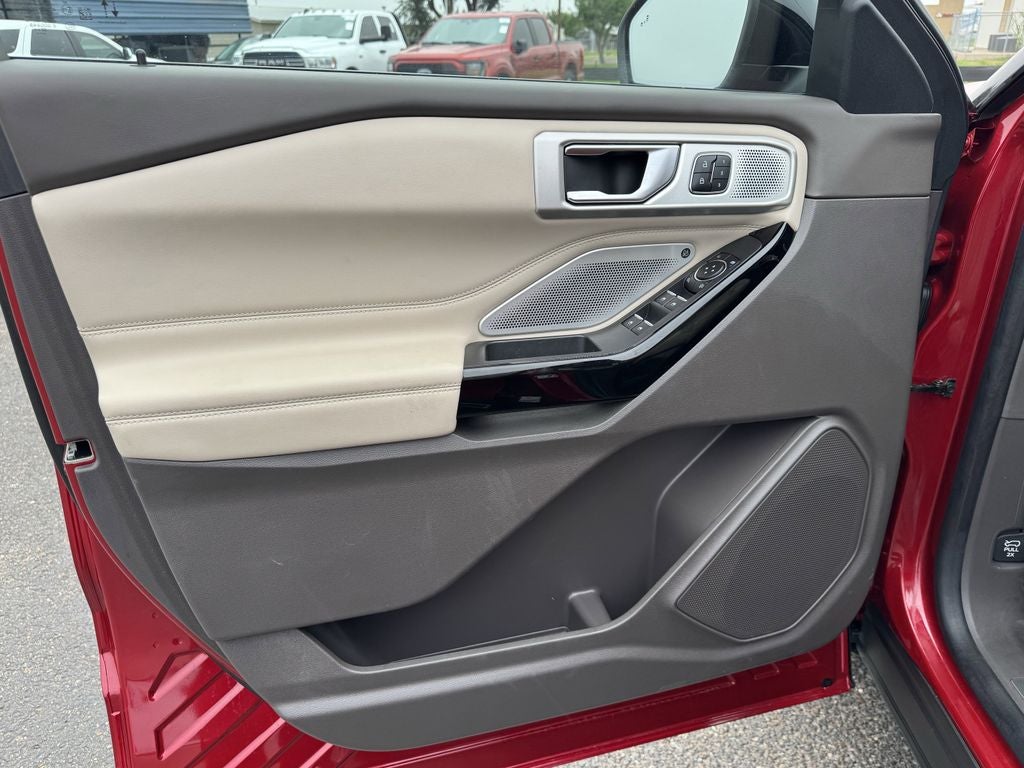 2023 Ford Explorer Platinum
