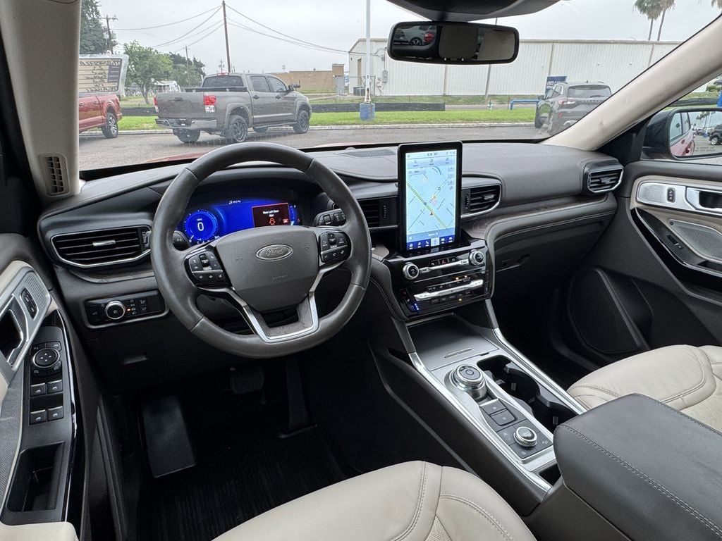 2023 Ford Explorer Platinum