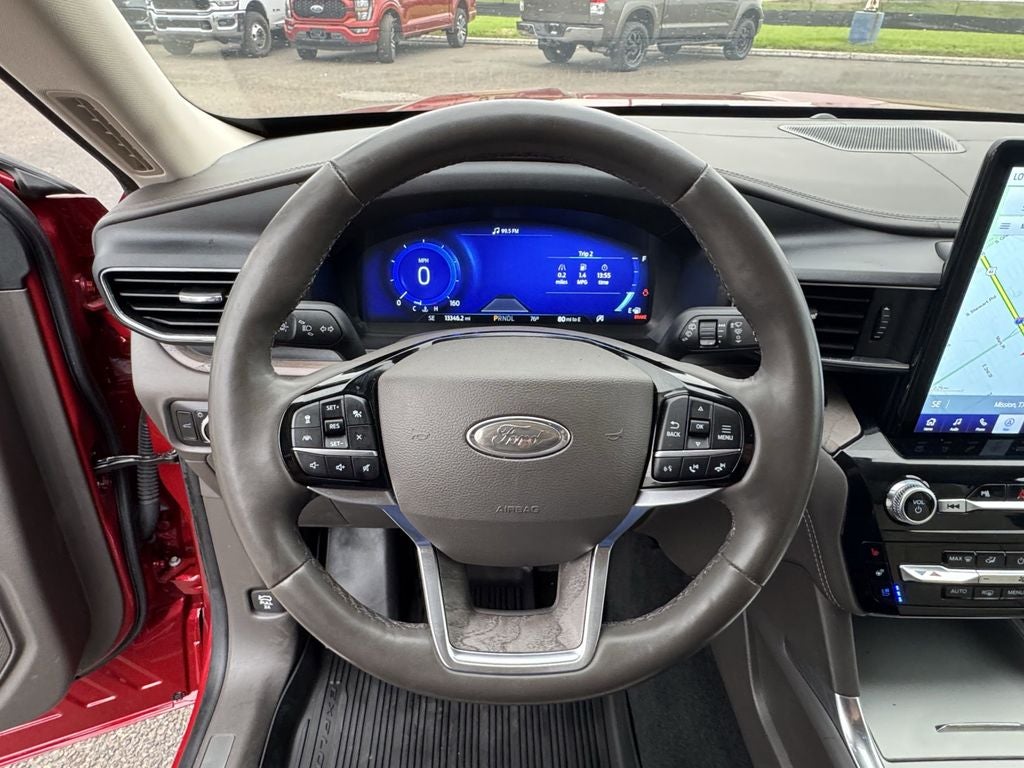2023 Ford Explorer Platinum