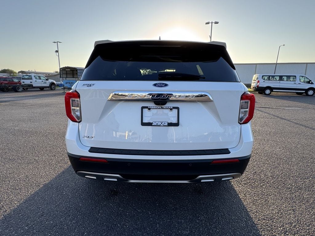 2024 Ford Explorer XLT