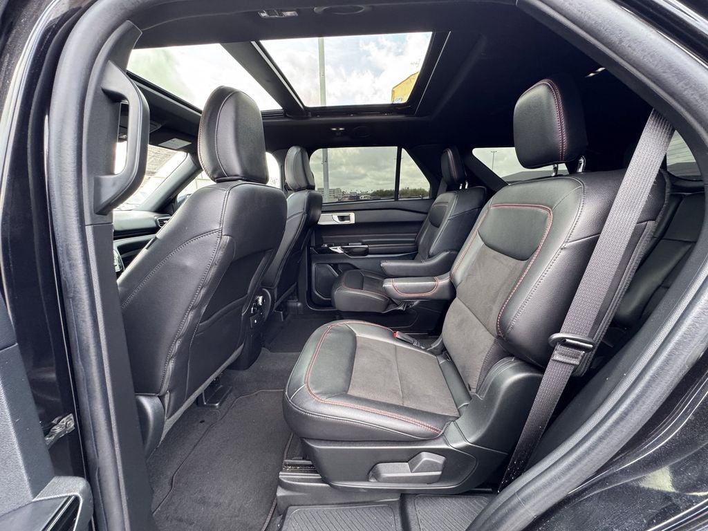 2023 Ford Explorer ST-Line