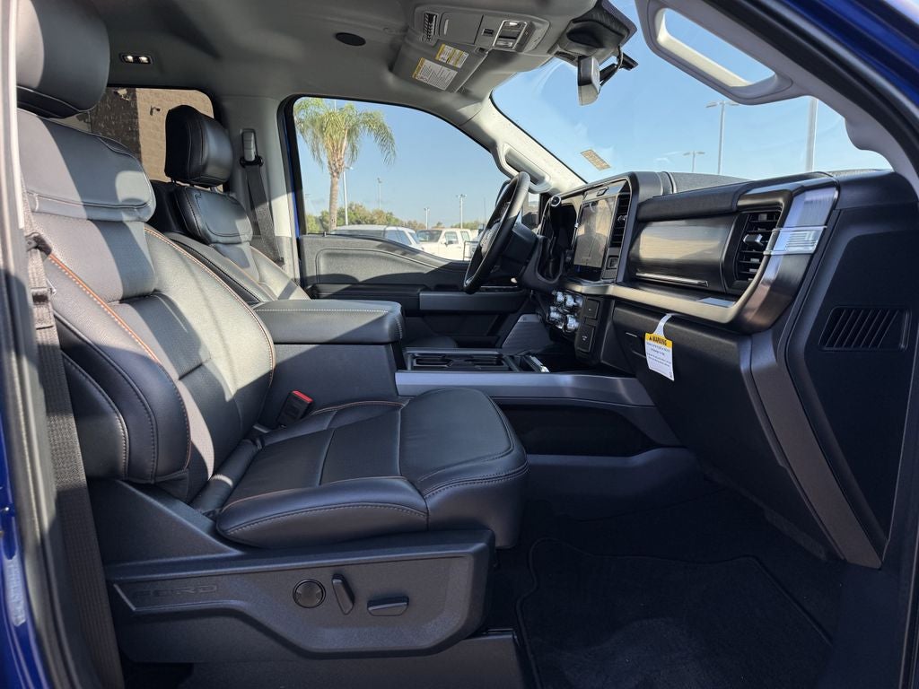 2026 Ford F-350SD Lariat DRW