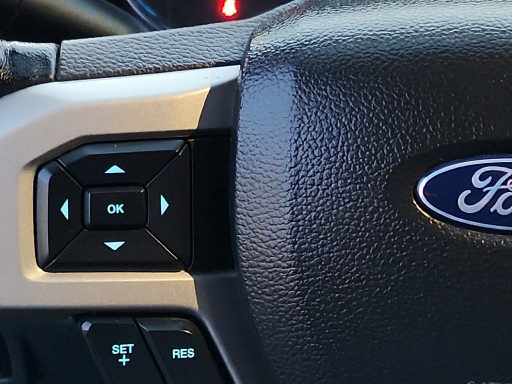 2022 Ford F-350SD Lariat DRW