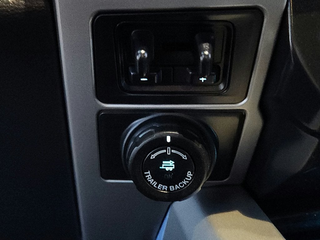 2022 Ford F-350SD Lariat DRW