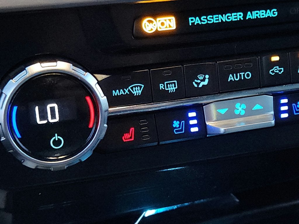 2022 Ford F-350SD Lariat DRW
