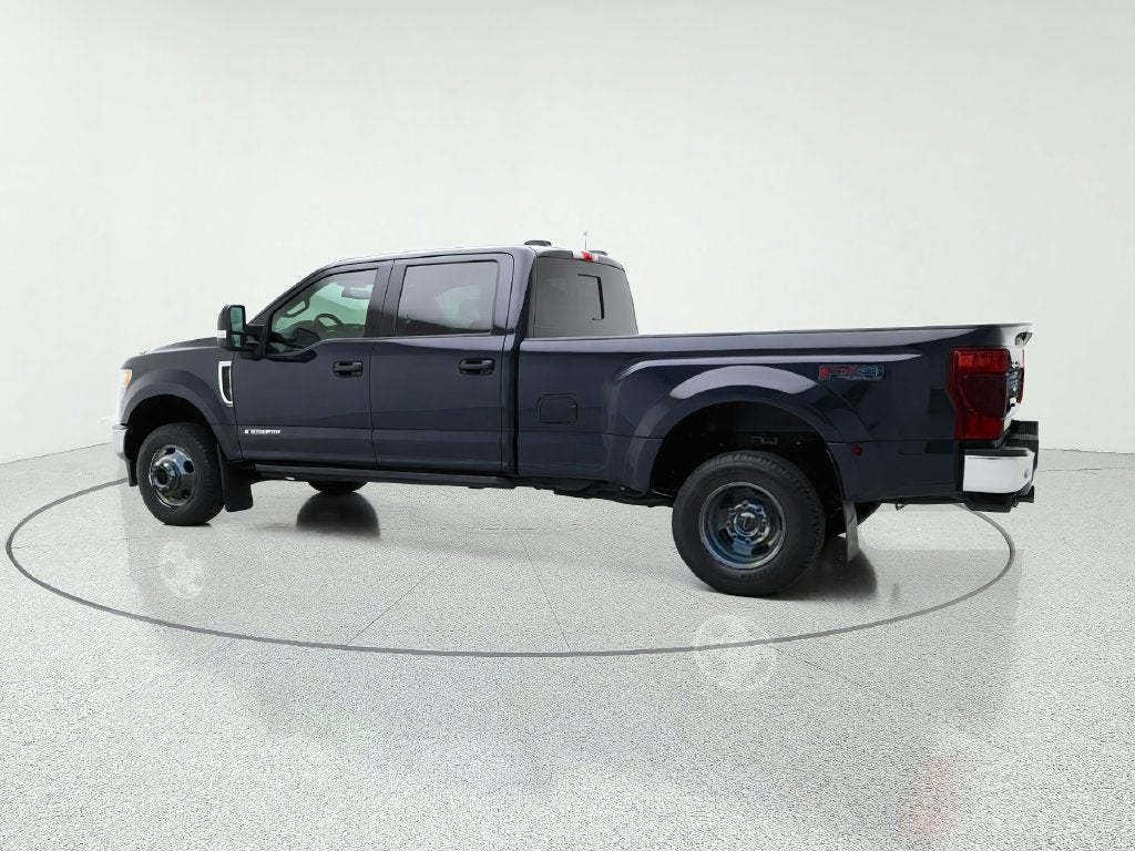 2022 Ford F-350SD Lariat DRW