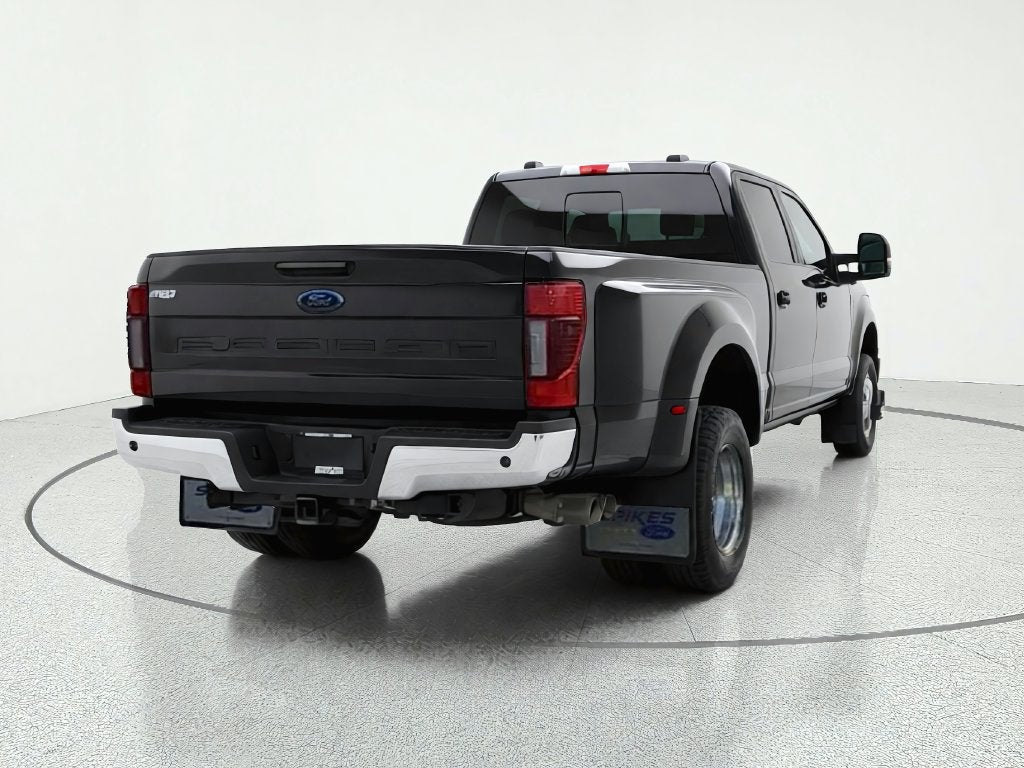 2022 Ford F-350SD Lariat DRW