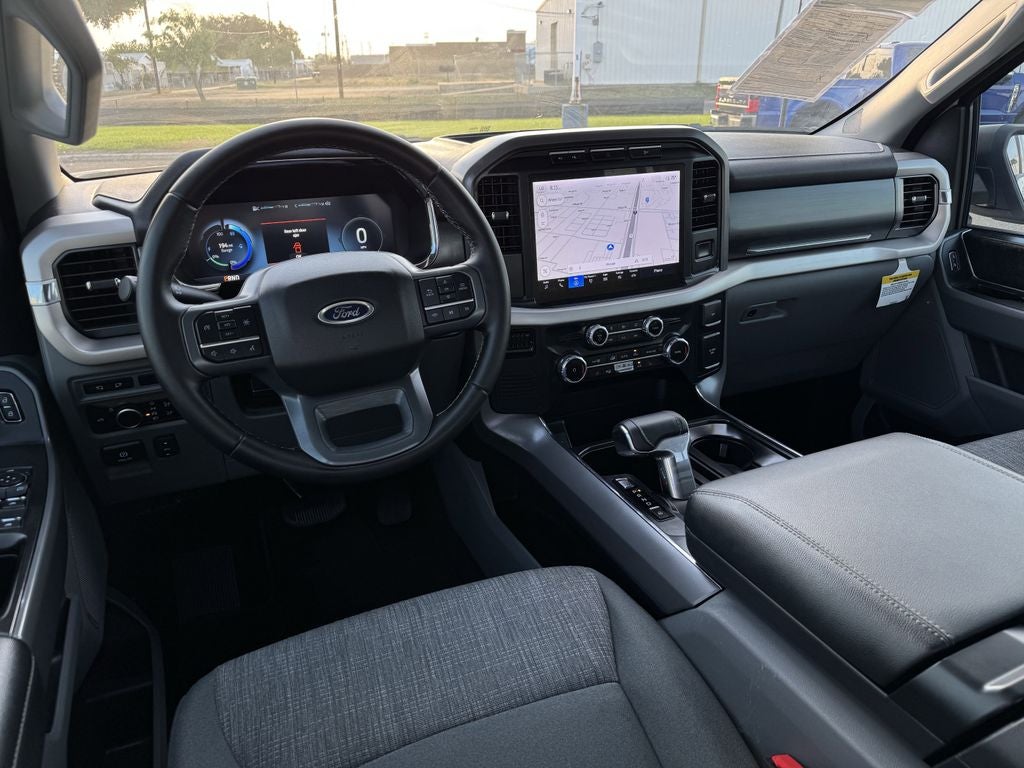 2023 Ford F-150 Lightning XLT