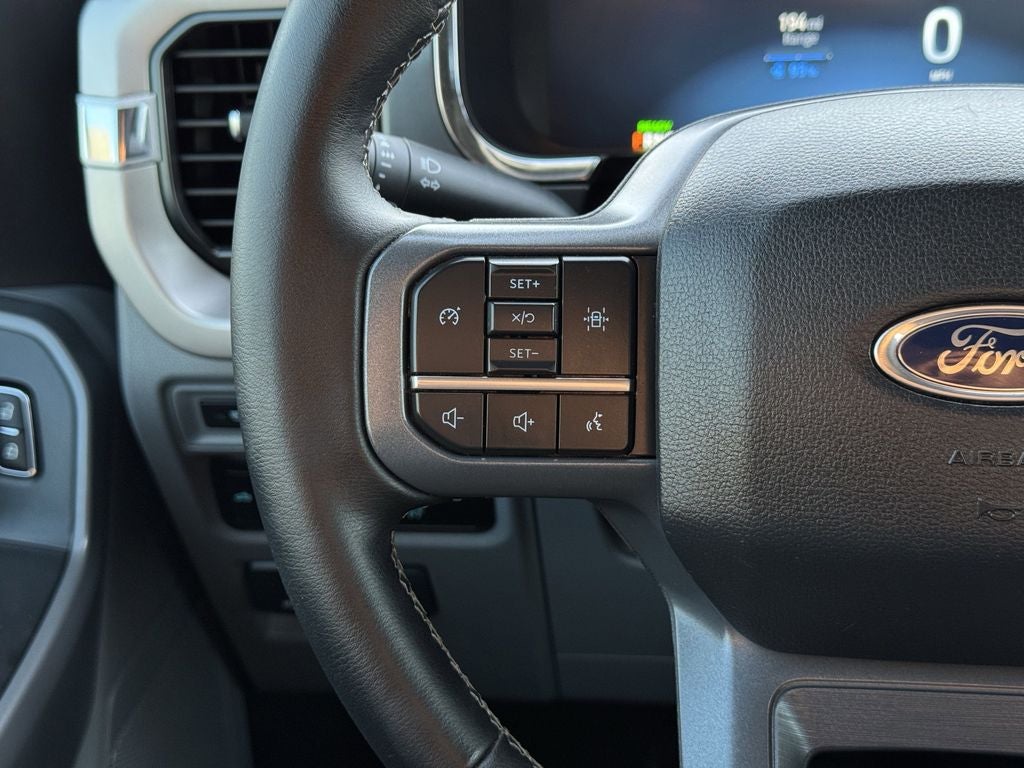 2023 Ford F-150 Lightning XLT