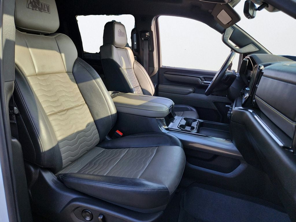 2024 Chevrolet Silverado 2500HD ZR2 BISON