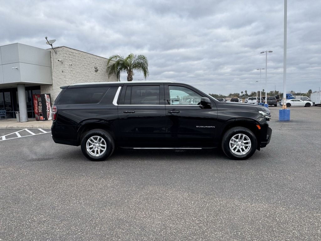 2024 Chevrolet Suburban LT
