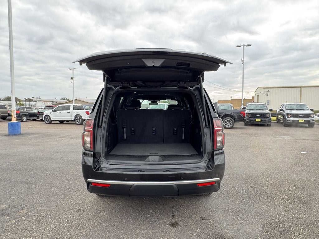 2024 Chevrolet Suburban LT