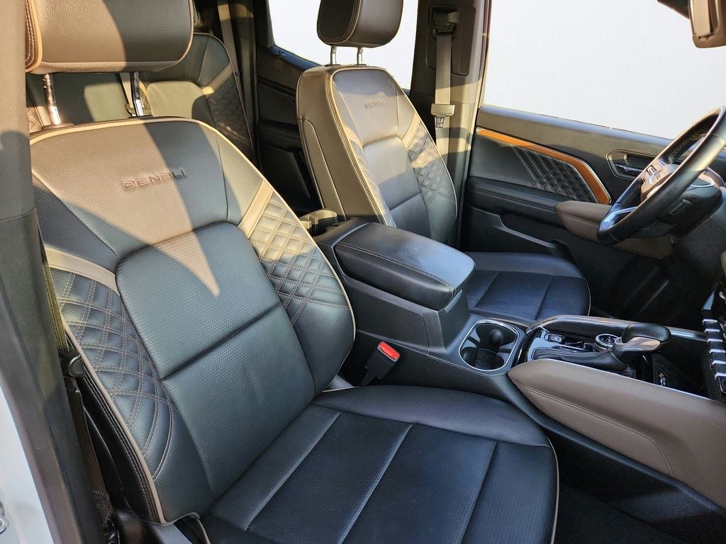 2023 GMC Canyon Denali