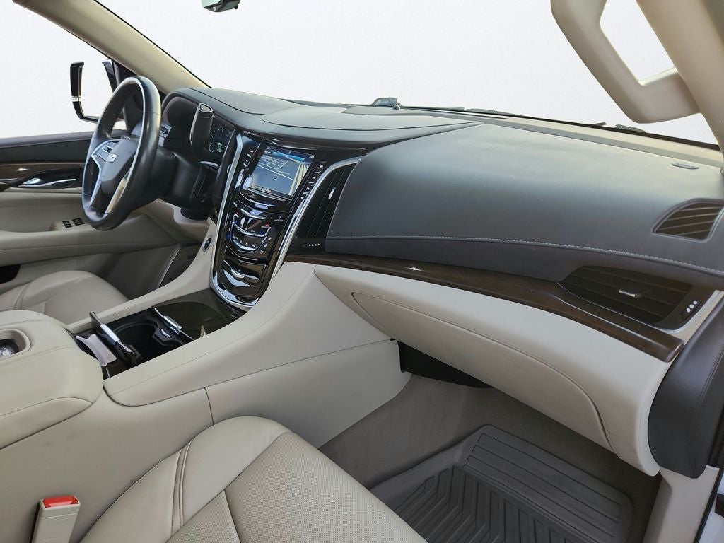 2020 Cadillac Escalade ESV Luxury