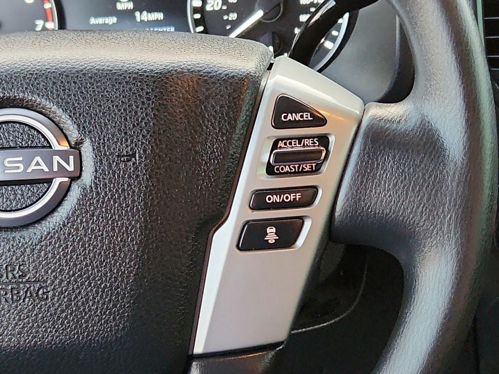 2024 Nissan Titan SV