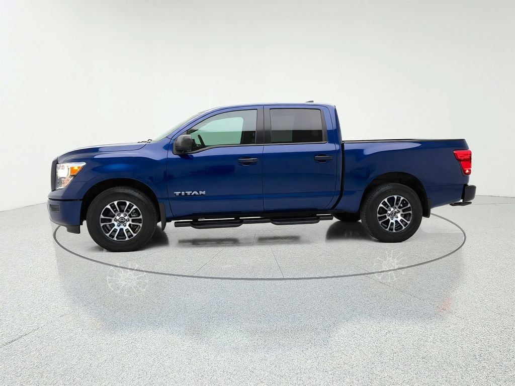 2024 Nissan Titan SV
