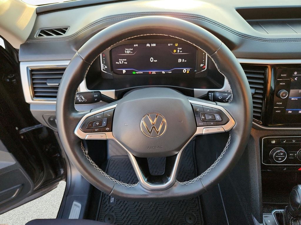 2022 Volkswagen Atlas 3.6L V6 SE w/Technology