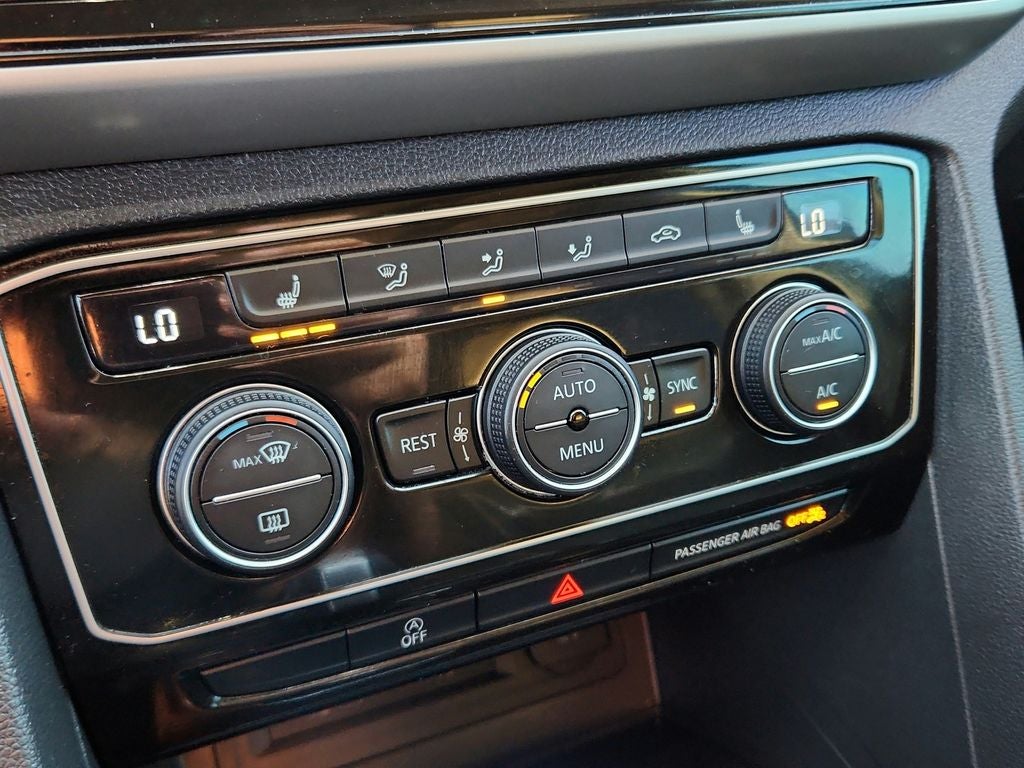 2022 Volkswagen Atlas 3.6L V6 SE w/Technology