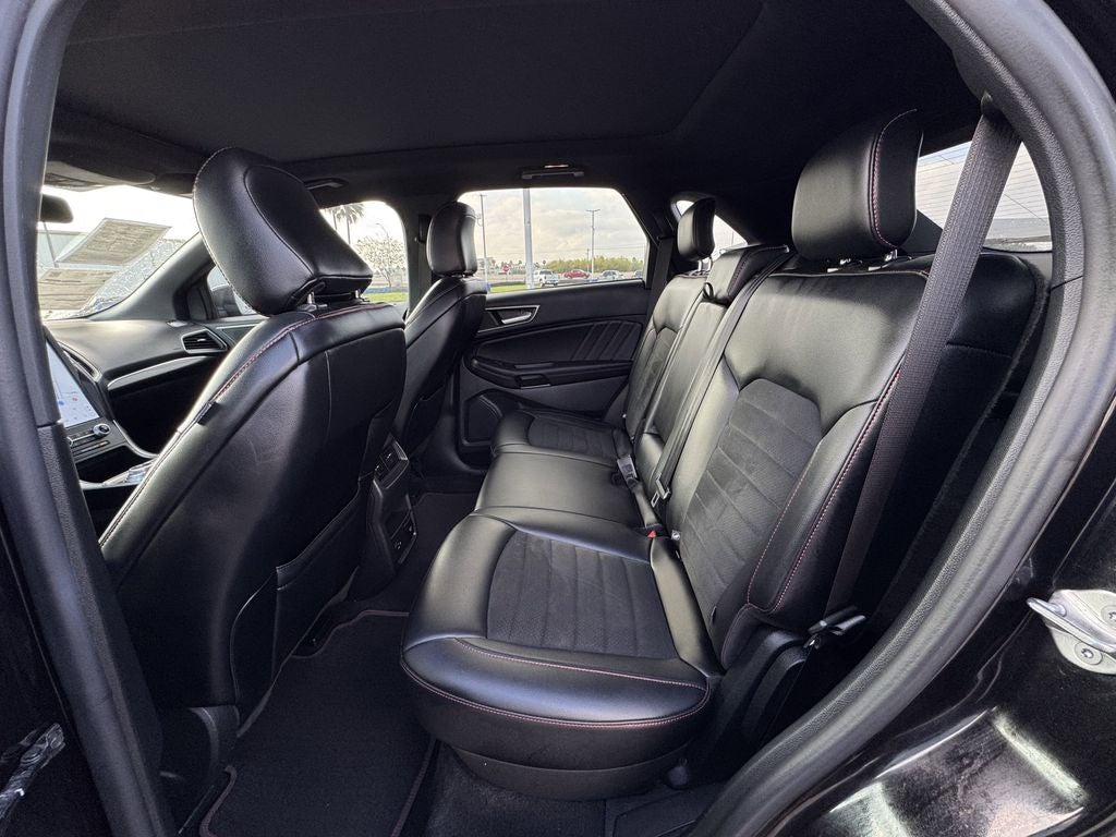 2022 Ford Edge ST Line