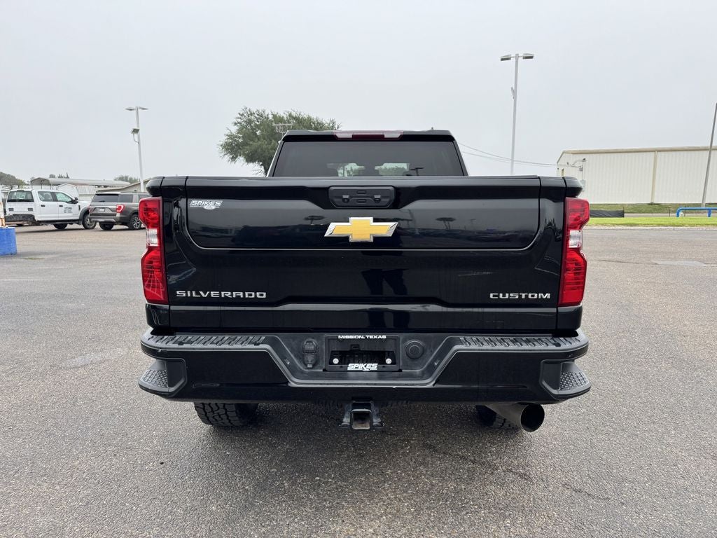 2022 Chevrolet Silverado 2500HD Custom