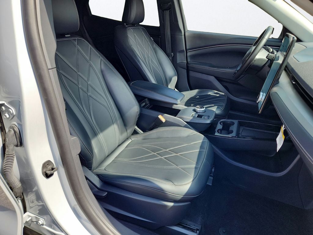 2023 Ford Mustang Mach-E Select