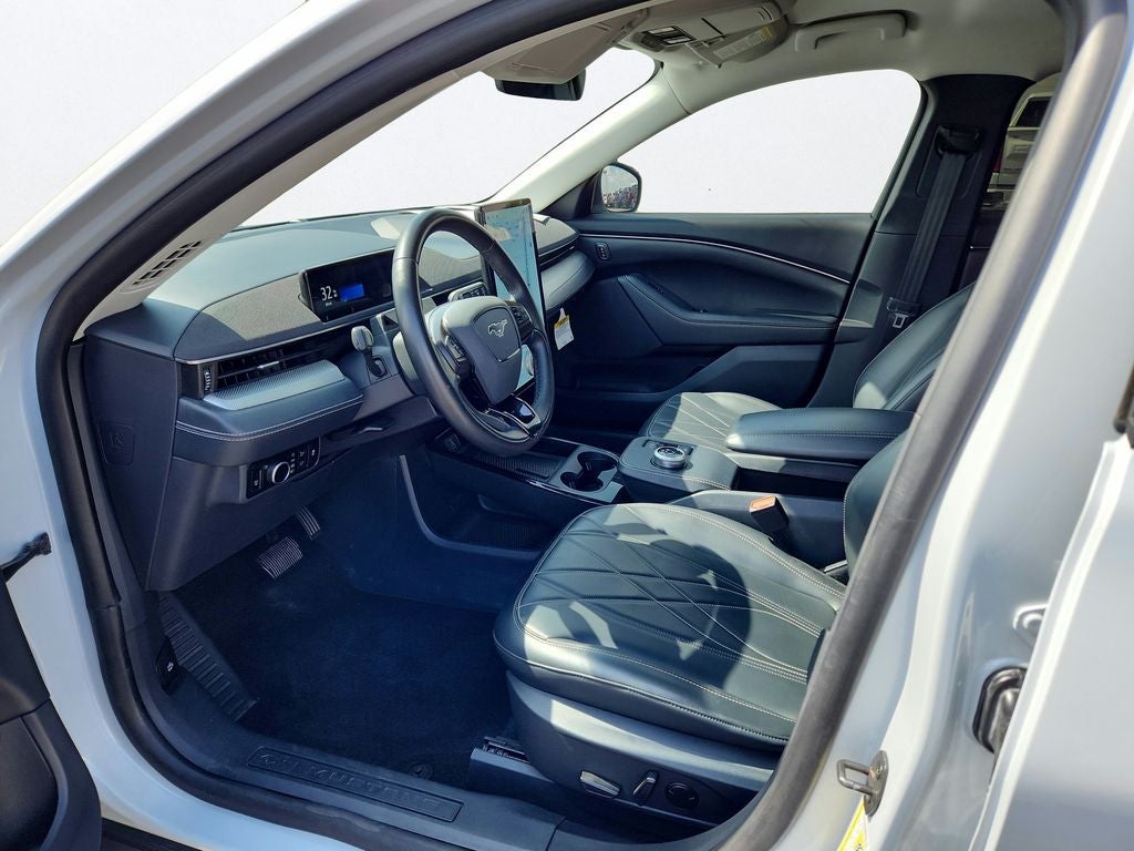 2023 Ford Mustang Mach-E Select