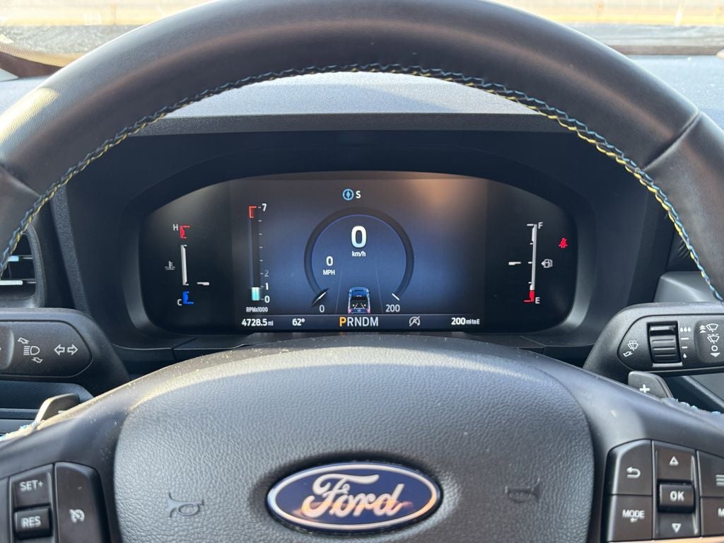 2025 Ford Maverick Lobo Standard