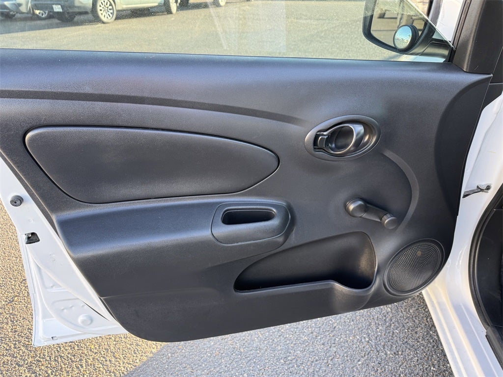 2019 Nissan Versa 1.6 S