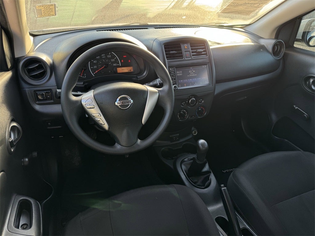 2019 Nissan Versa 1.6 S