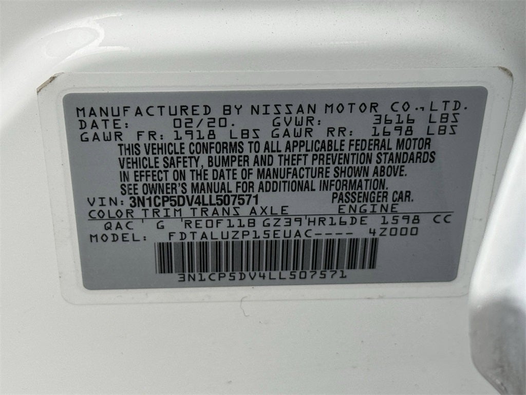 2020 Nissan Kicks SR