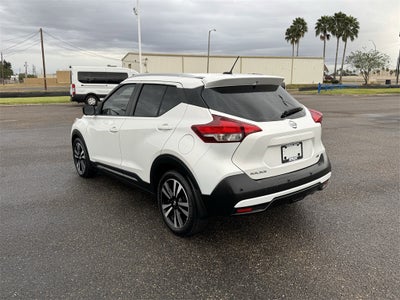 2020 Nissan Kicks SR