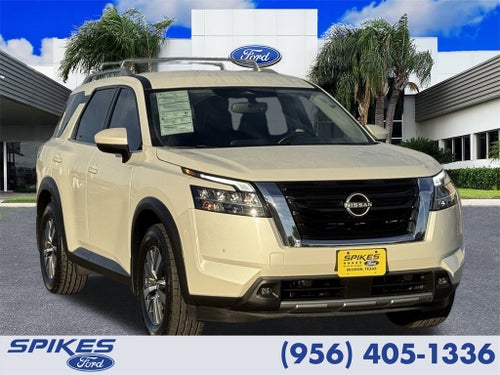 2022 Nissan Pathfinder SL
