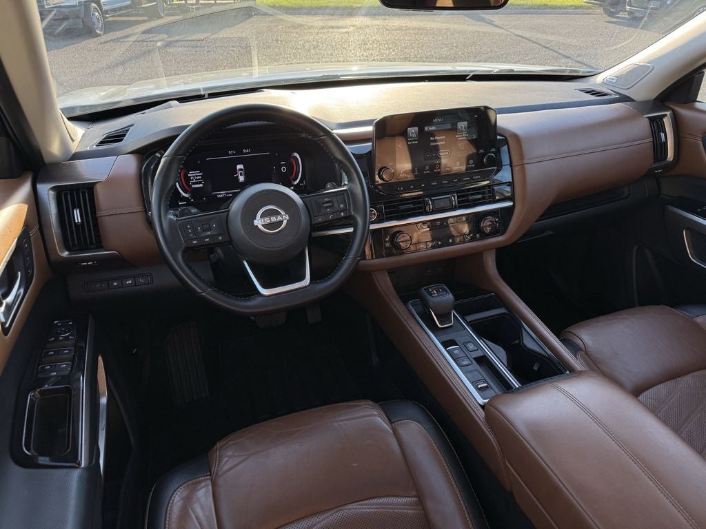 2023 Nissan Pathfinder Platinum