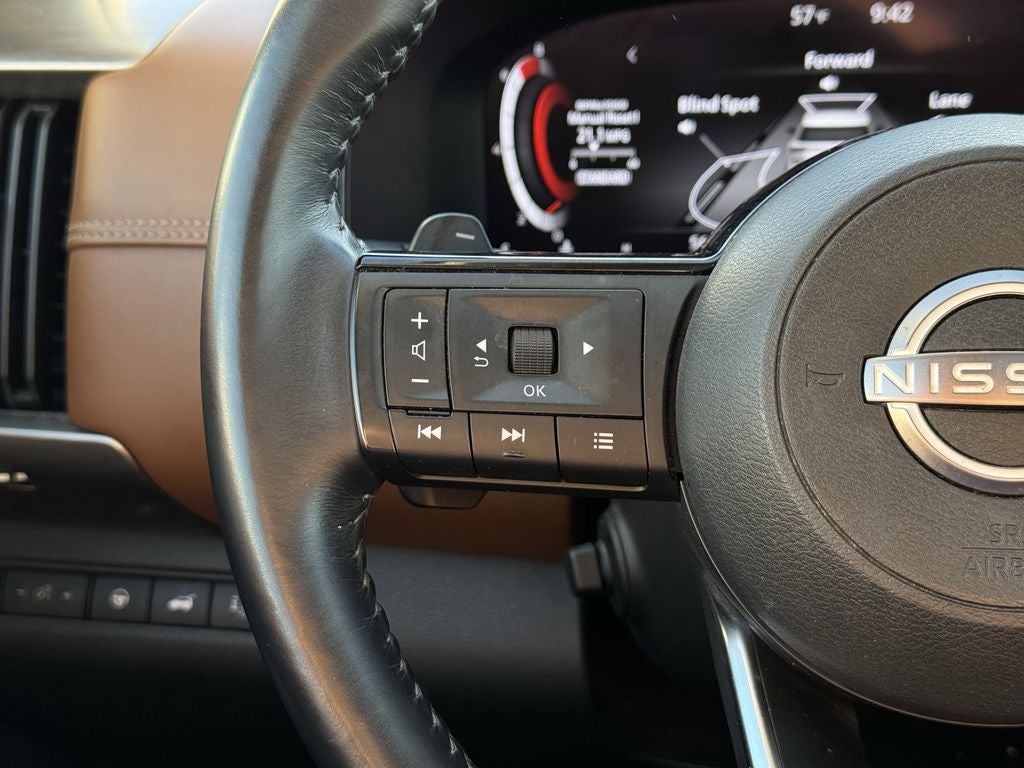 2023 Nissan Pathfinder Platinum