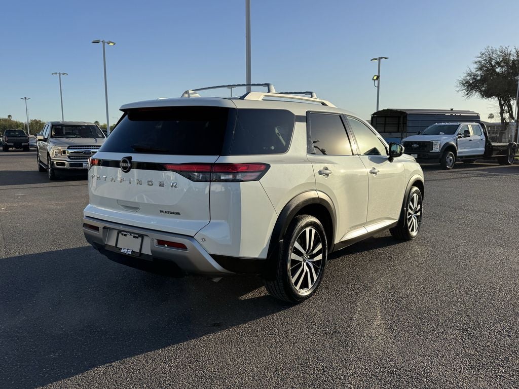 2023 Nissan Pathfinder Platinum