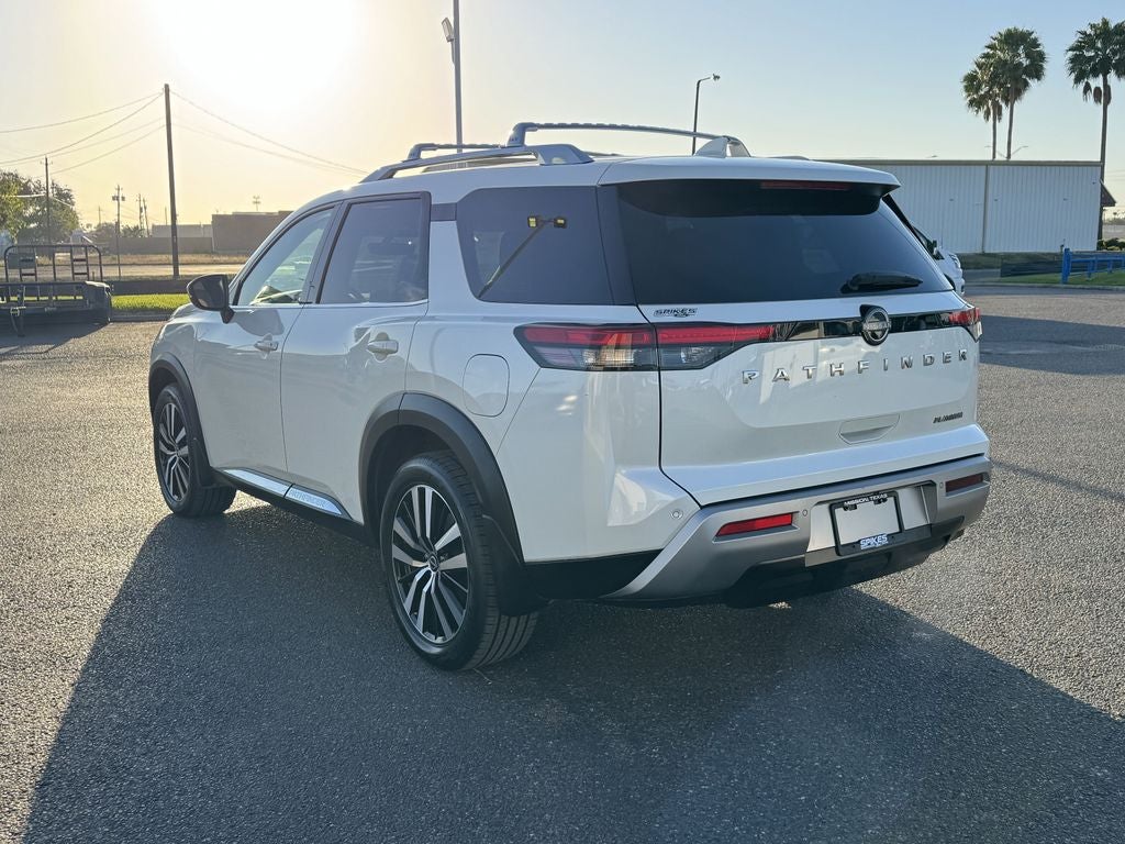 2023 Nissan Pathfinder Platinum