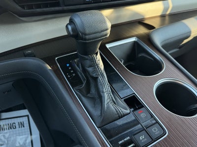 2021 Toyota Sienna LE 8 Passenger