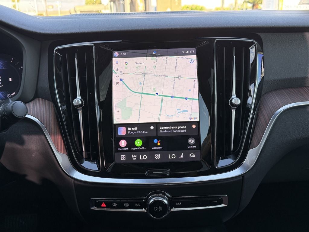2024 Volvo S60 B5 Plus Dark Theme