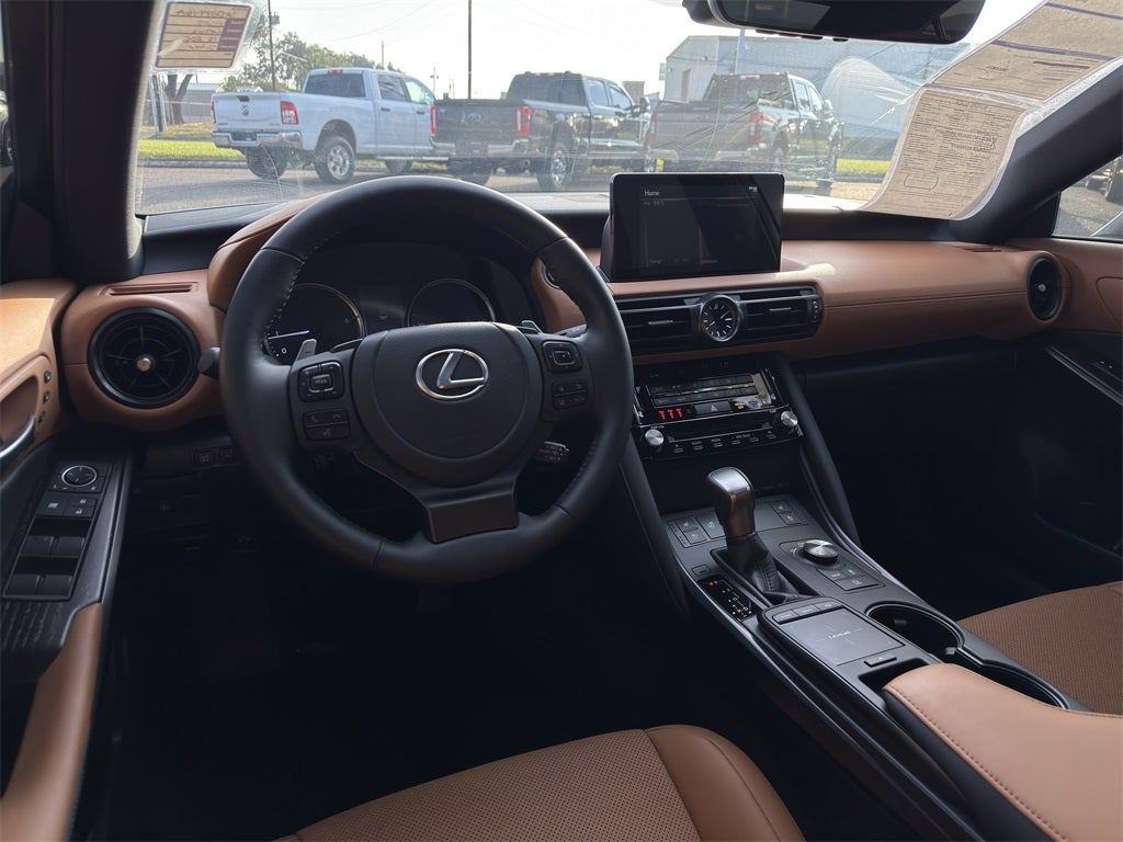 2025 Lexus IS 300
