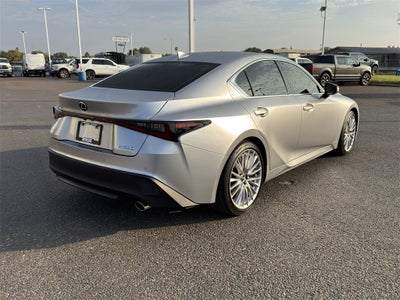 2025 Lexus IS 300