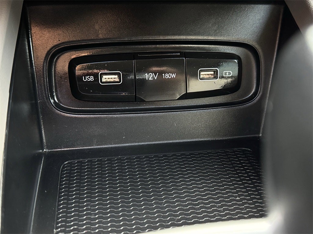 2022 Hyundai Venue SEL