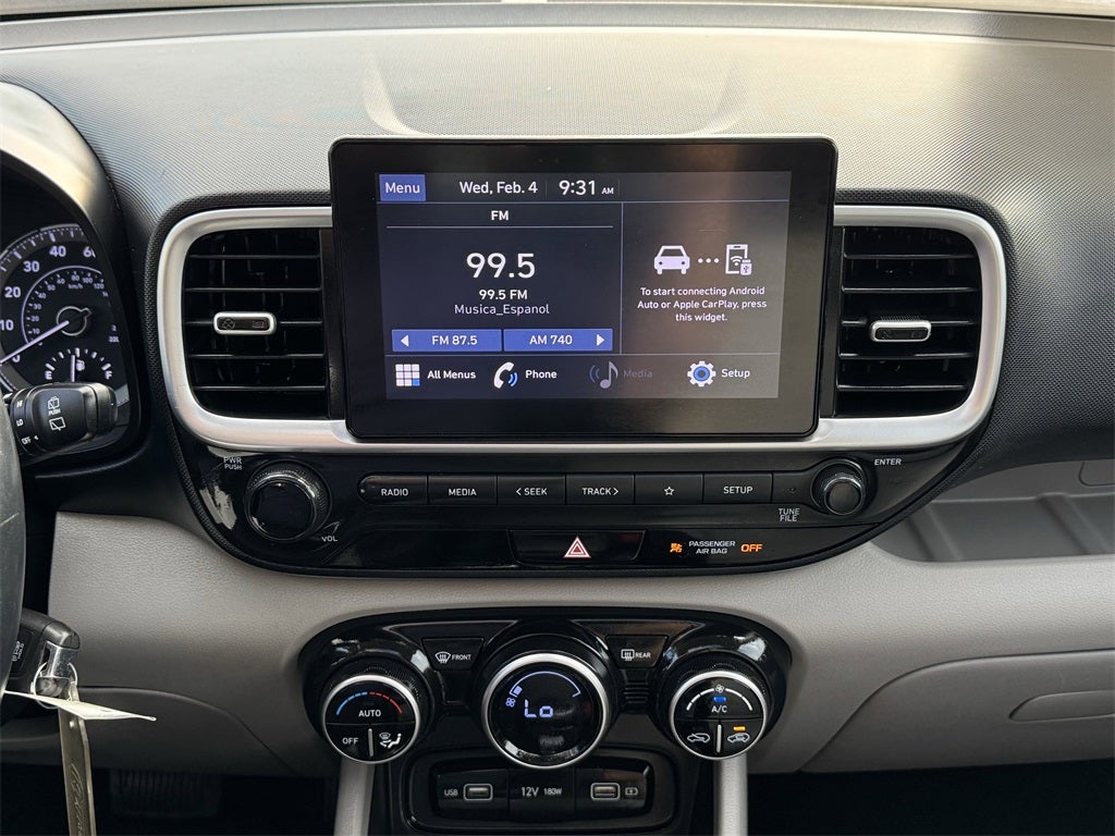 2022 Hyundai Venue SEL