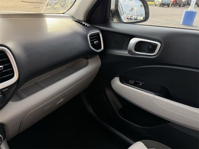 2022 Hyundai Venue SEL