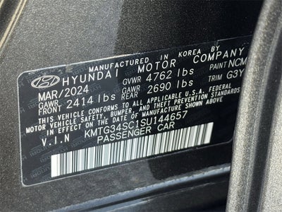 2025 Genesis G70 2.5T SPORT PRESTIGE